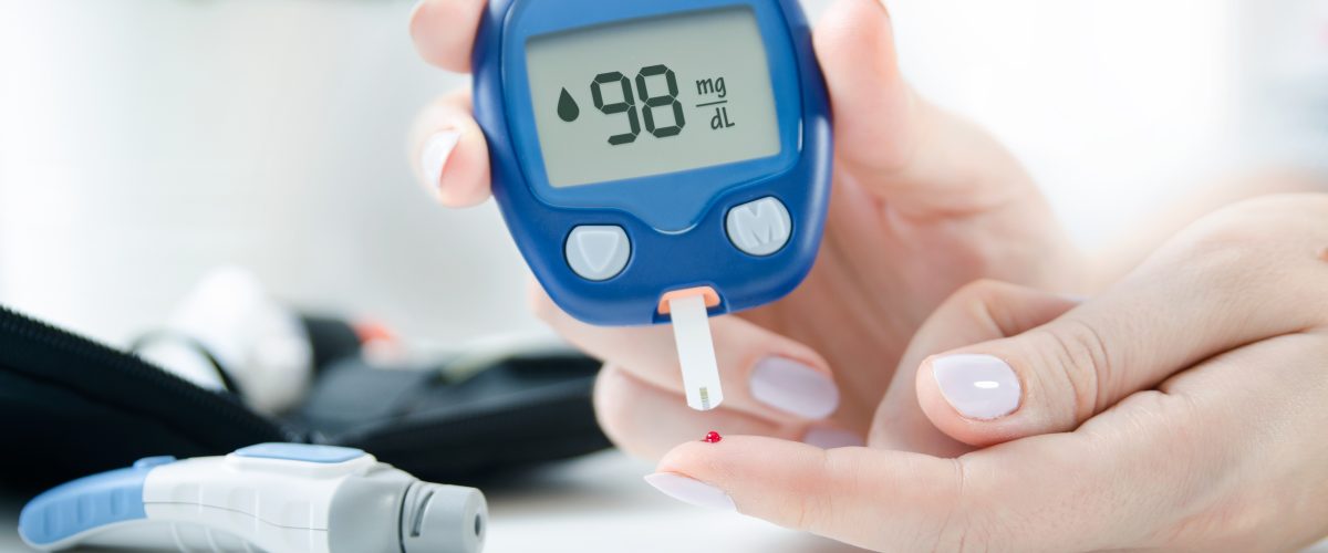 Diabetes,Checking,Blood,Sugar,Level.,Woman,Using,Lancelet,And,Glucometer